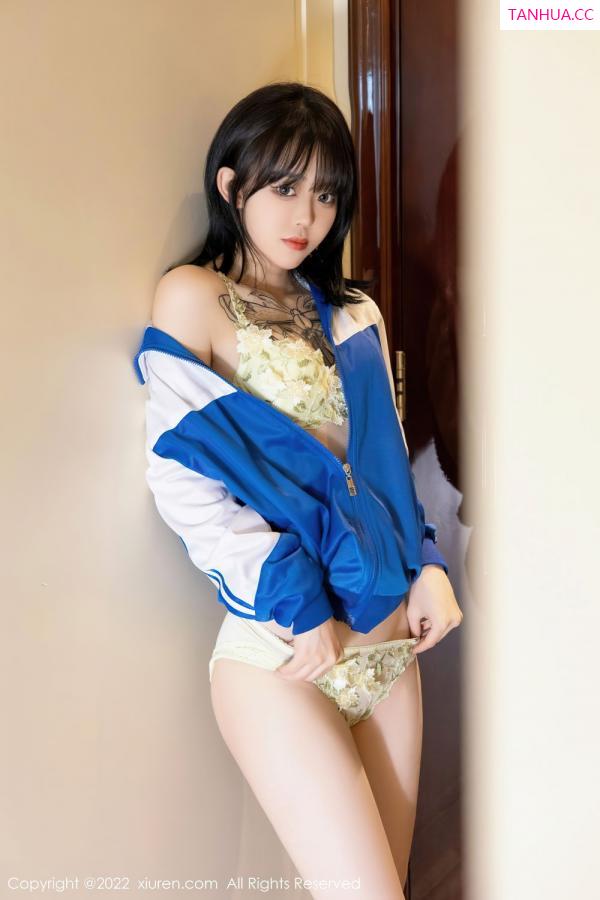 小奶瓶呜呜  [XiuRen]高清写真图 2022.04.08 No.4838 奶瓶第25张图片